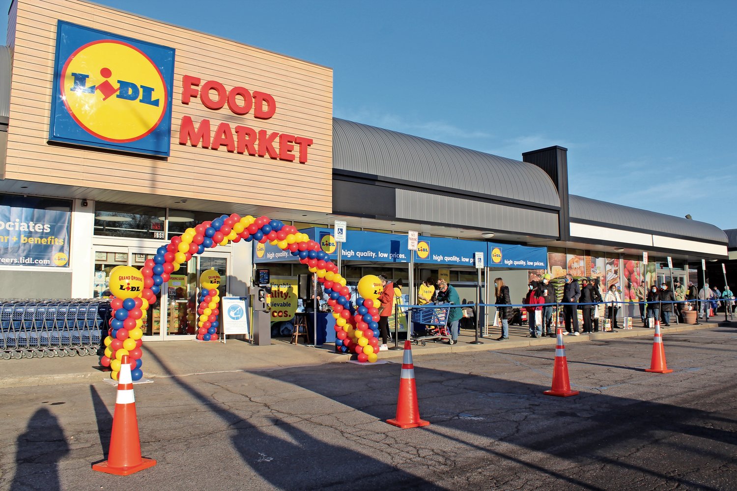 Lidl opens new store on Dogwood Ave. in Franklin Square Herald